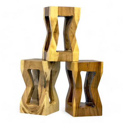 Holz Beistelltisch - Holzhocker Couchtisch Ablagetisch - Handgefertigt - Massives Suarholz - 50x28x28 cm