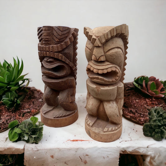 Hand-carved sculpture Tiki figure made of palm wood, 50cm - Exotic decoration, ideal for garden and indoor use